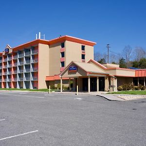 Howard Johnson By Wyndham Lexington